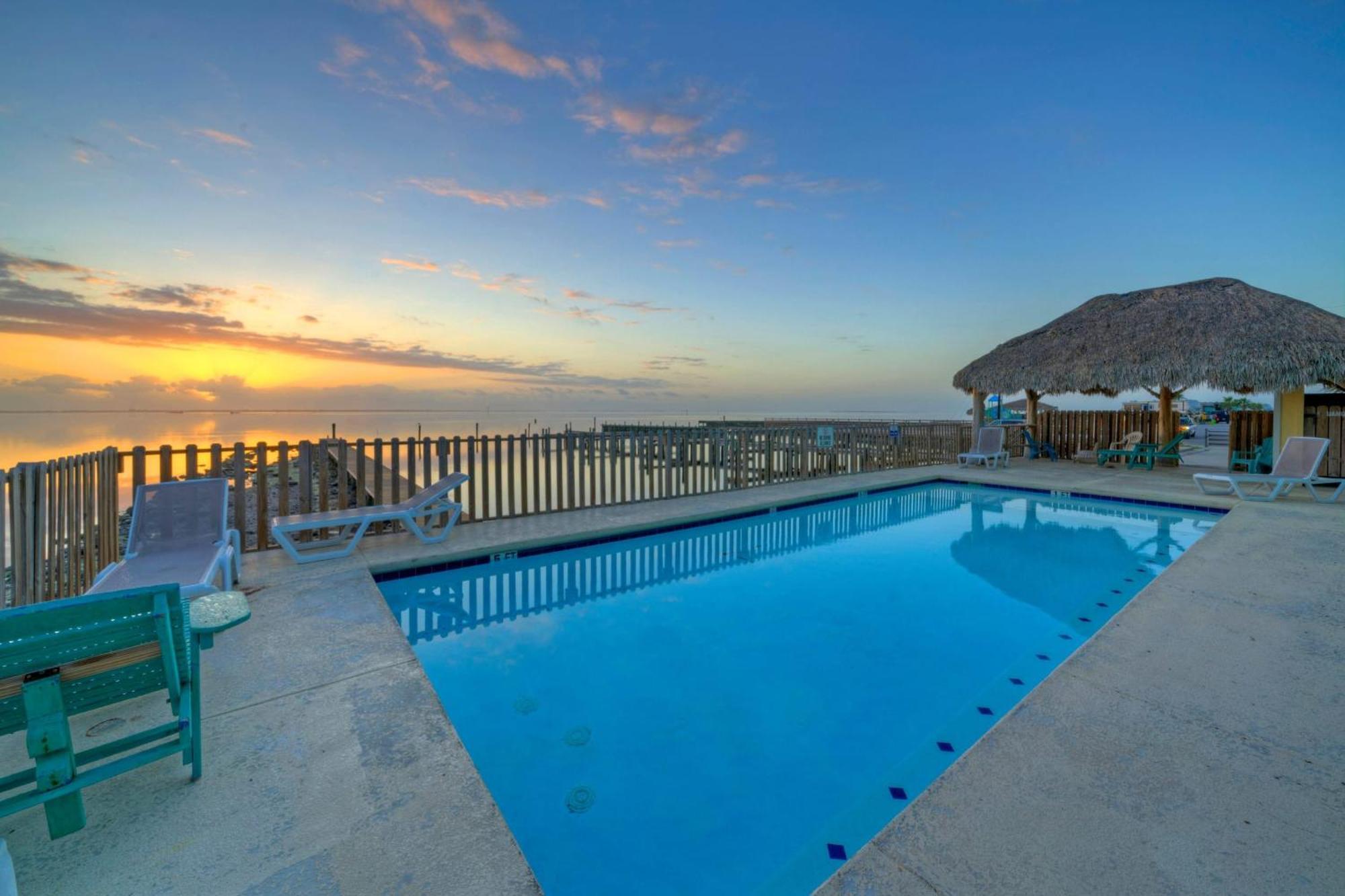 Keeper Red By Avantstay Pool Private Boat Dock Corpus Christi Exterior photo